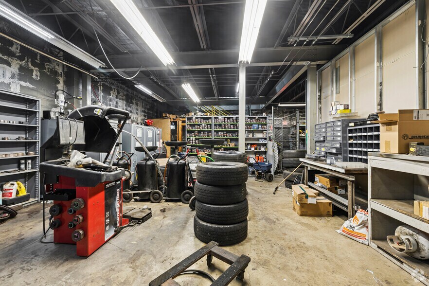 More Photos Of 538 Route 38 E, Maple Shade Township Auto Dealership For Lease