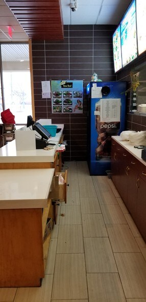More Photos Of 7500-7558 Annapolis Rd, Lanham Unknown For Lease