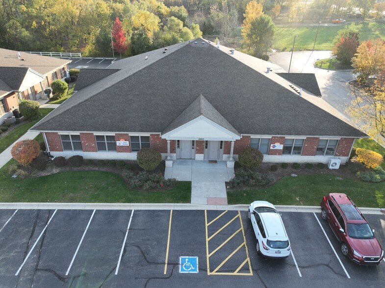 More Photos Of 16610 W 159th St, Lockport Office For Sale