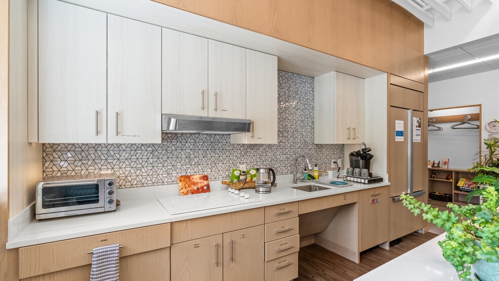 More Photos Of 111 Chestnut St, Providence Office For Lease