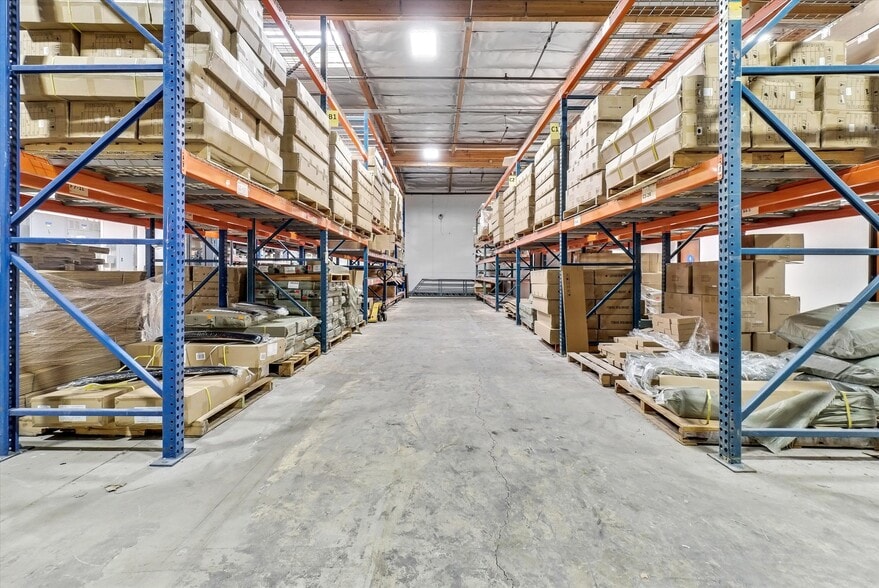 More Photos Of 10201 Trademark St, Rancho Cucamonga Warehouse For Lease