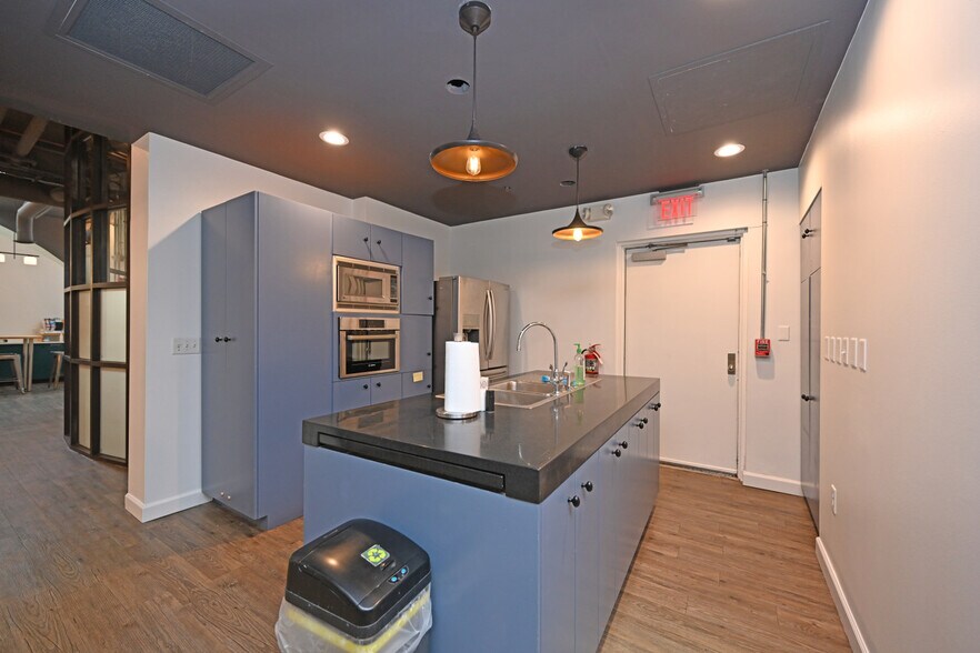 More Photos Of 19 Garfield Pl, Cincinnati Multifamily For Sale