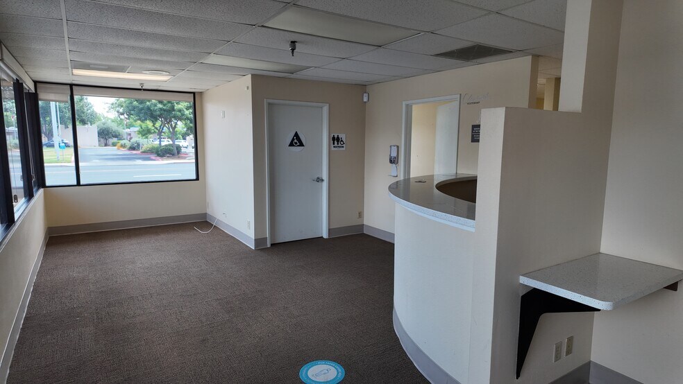 More Photos Of 1142 Rose Ave, Selma Medical For Lease