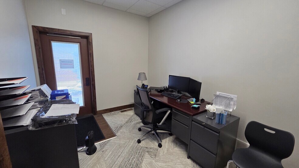 More Photos Of 1680 Elk Creek Dr, Idaho Falls Office For Lease