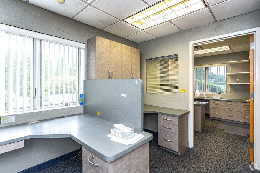 More Photos Of 55 Veterans Memorial Hwy, Commack Medical For Lease