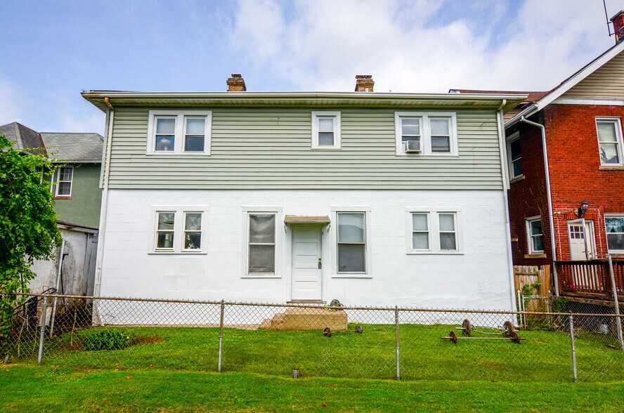 More Photos Of 4 Delaware Ave, Charleston Apartments For Sale