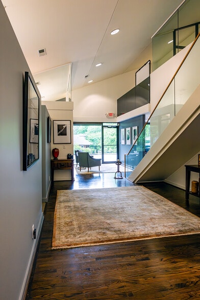 More Photos Of 401 Office Park Dr, Birmingham Office For Sale