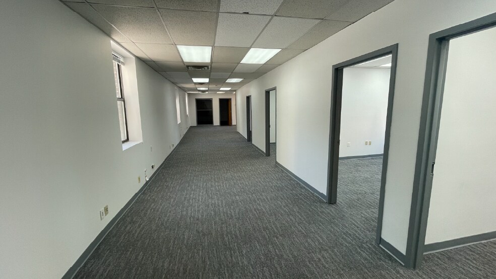 More Photos Of 3915 29th St, Long Island City Warehouse For Lease