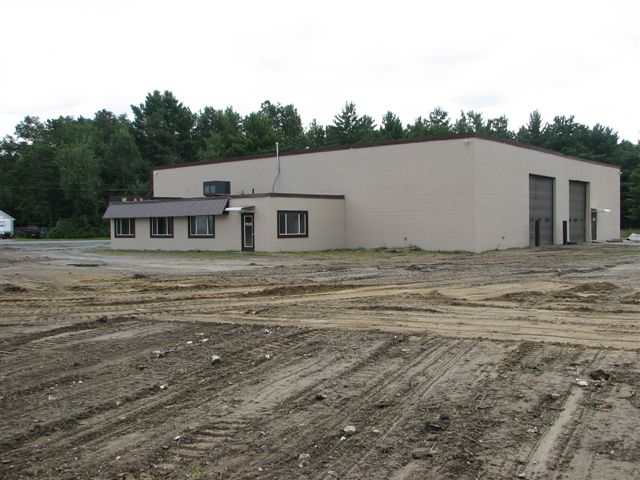More Photos Of 130 Big Boom Rd, Queensbury Warehouse For Lease