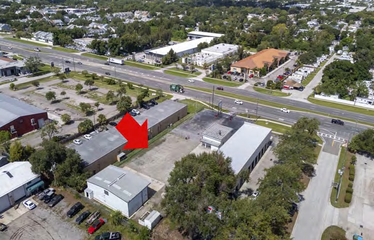 More Photos Of 12433 66th St N, Largo Flex For Sale