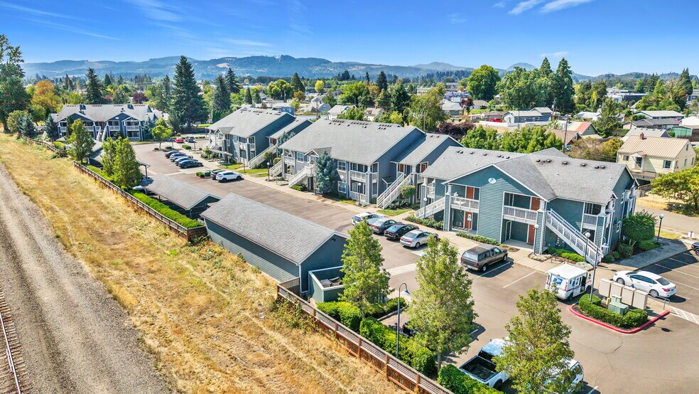 More Photos Of 2211 McKinney Ln, Lebanon Apartments For Sale