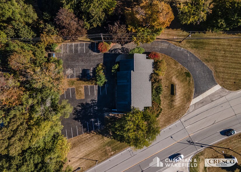 More Photos Of 6125 S Broadway, Lorain Office For Sale