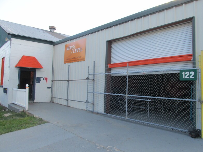 More Photos Of 1204 N Rome Ave, Tampa Warehouse For Lease