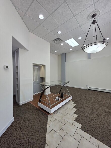More Photos Of 205 Main St S, Minot Storefront Retail Office For Lease