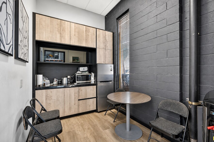 More Photos Of 12455 Branford St, Pacoima Warehouse For Sale