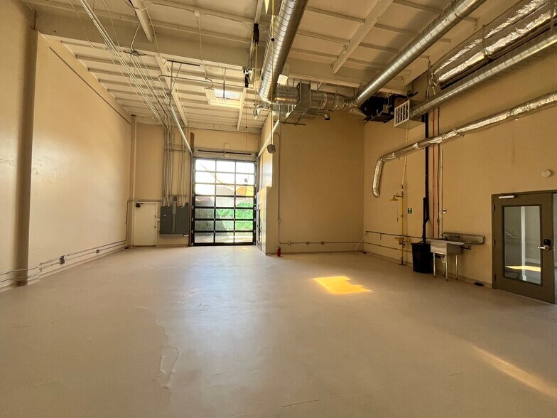 More Photos Of 1130 Independence Ave, Mountain View Light Manufacturing For Lease