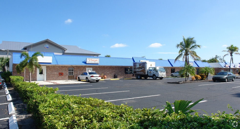 More Photos Of 503-515 Northlake Blvd, North Palm Beach Unknown For Lease