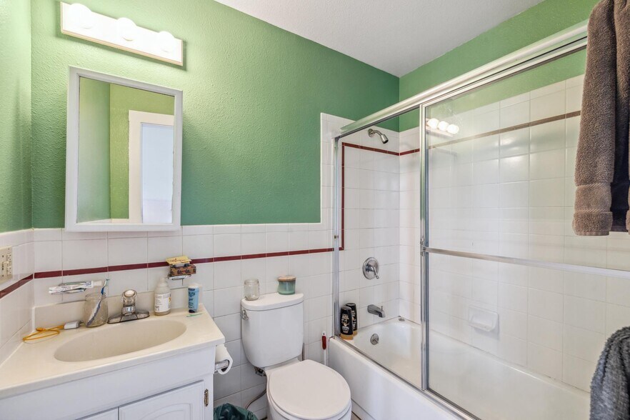 More Photos Of 1401-1405 Church St, San Francisco Apartments For Sale