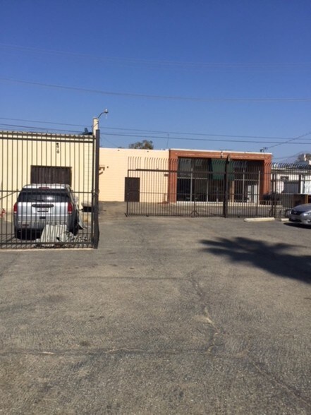 More Photos Of 440 E Holt Ave, Pomona Storefront For Lease