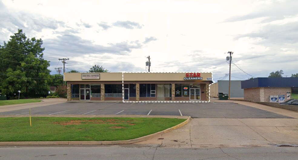 Primary Photo Of 1521-1529 S Boulevard St, Edmond General Retail For Lease