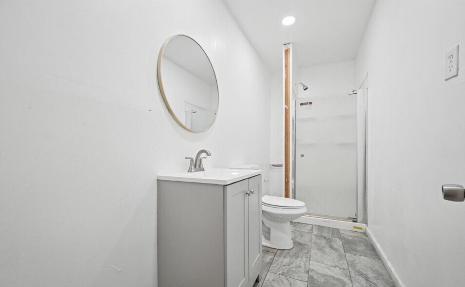More Photos Of 5604 N 5th St, Philadelphia Storefront For Sale