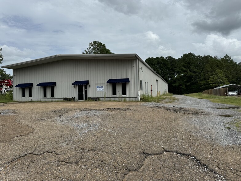 Primary Photo Of 5470 I 55 S, Byram Warehouse For Lease