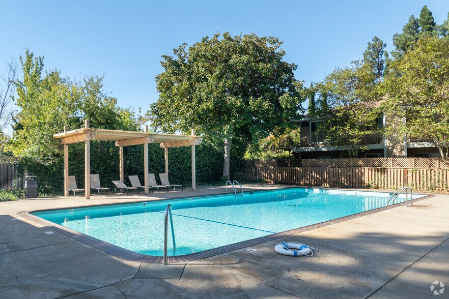 More Photos Of 2451 Olivera Rd, Concord Apartments For Sale