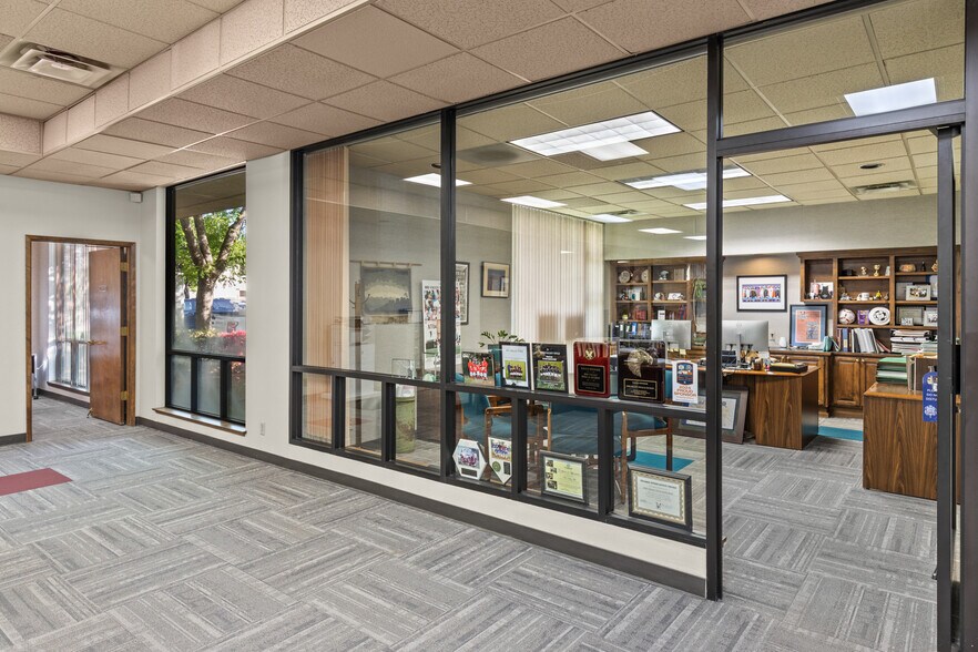 More Photos Of 601 Main St, Chico Office For Sale