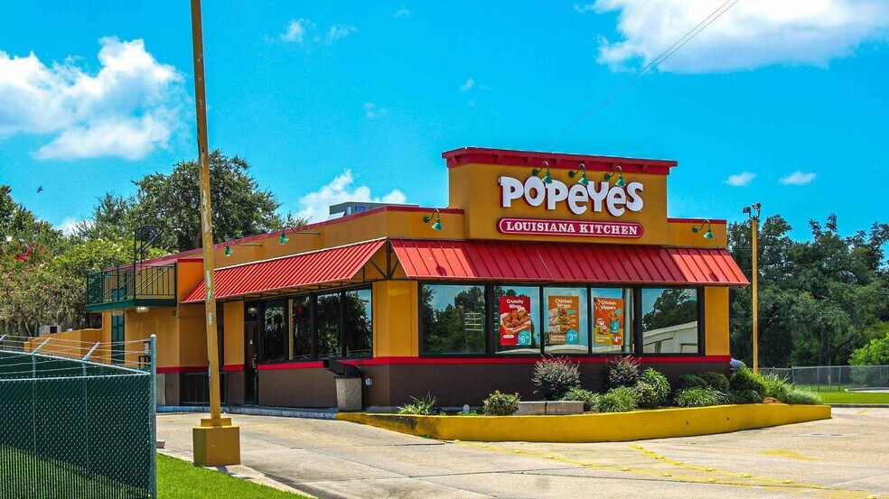Primary Photo Of 709 W Tunnel Blvd, Houma Fast Food For Sale