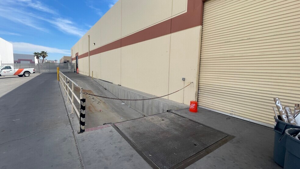 More Photos Of 5035 Schuster St, Las Vegas Distribution For Sale