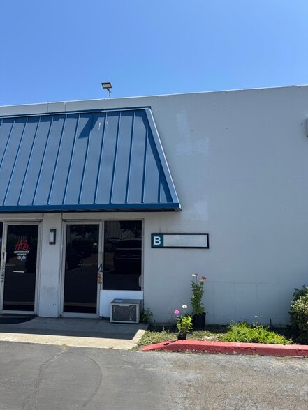 More Photos Of 2821 E White Star Ave, Anaheim Warehouse For Lease