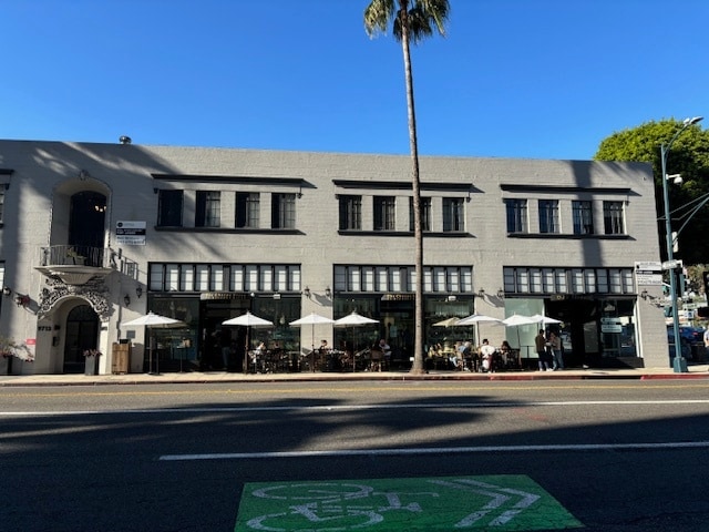 More Photos Of 9701-9725 Santa Monica Blvd, Beverly Hills Storefront Retail Office For Lease