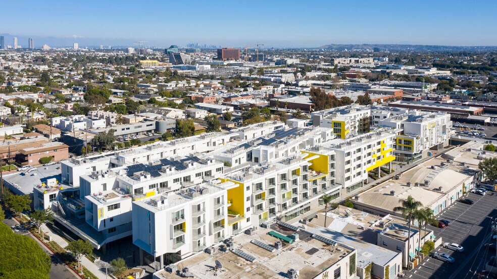 More Photos Of 2929 Pennsylvania Ave, Santa Monica Apartments For Lease