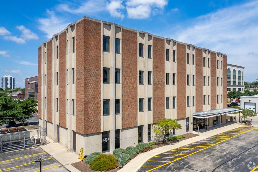 Primary Photo Of 200 E Willow Ave, Wheaton Office For Lease