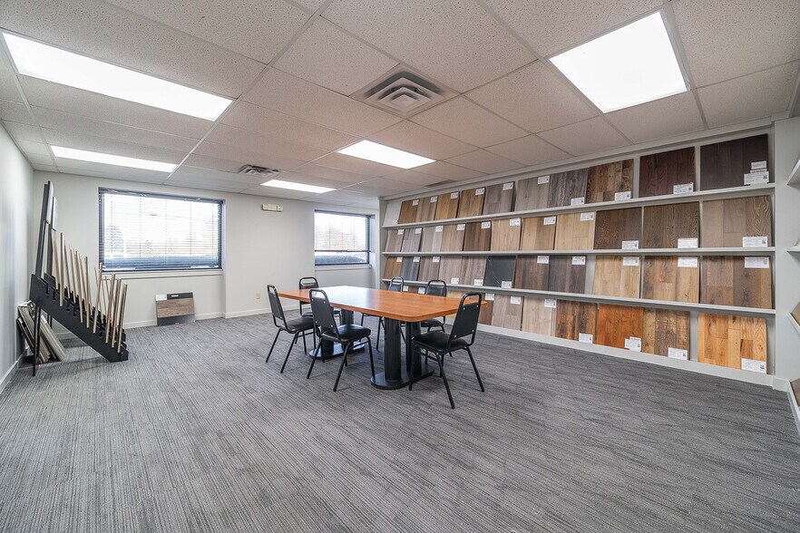 More Photos Of 3657 Trabue Rd, Columbus Warehouse For Sale