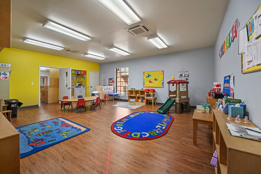 More Photos Of 1202 N Millbend Dr, Spring Religious Facility For Sale