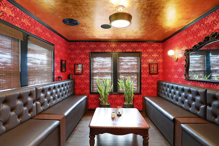 More Photos Of 2849 S Shelby St, Indianapolis Freestanding For Sale