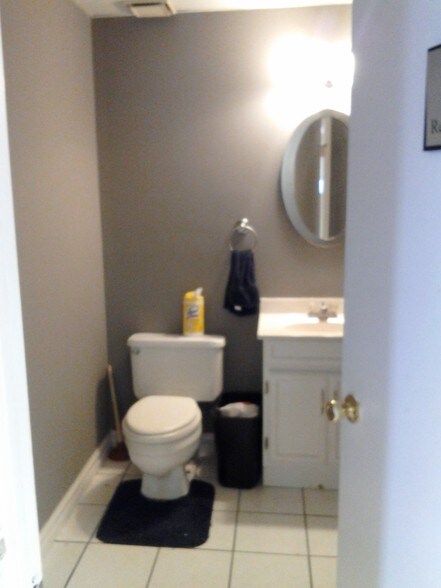 More Photos Of 3010 Bordentown Ave, Parlin Medical For Lease