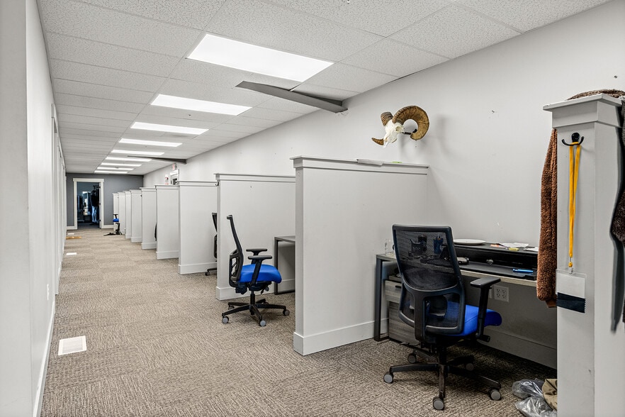 More Photos Of 165 All West Trl, Bozeman General Retail For Lease