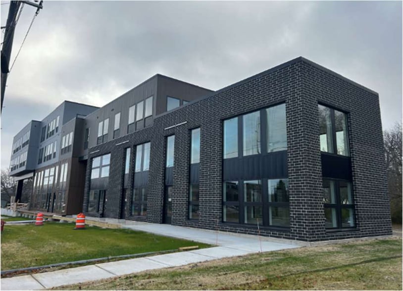 Primary Photo Of 6501 Bridge Rd, Monona Apartments For Sale