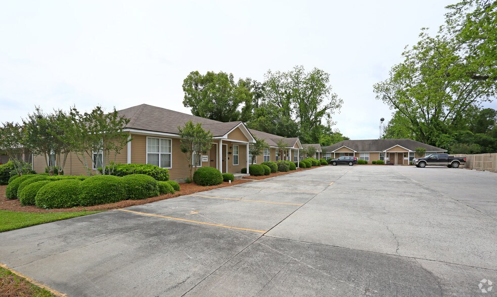 More Photos Of 1205 Baytree Rd, Valdosta Medical For Lease