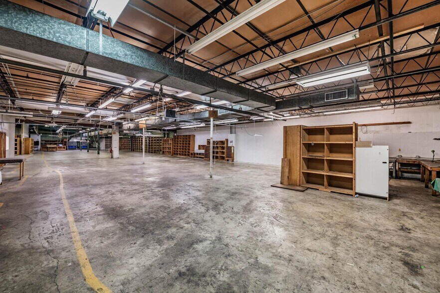 More Photos Of 1804 N Habana Ave, Tampa Manufacturing For Sale