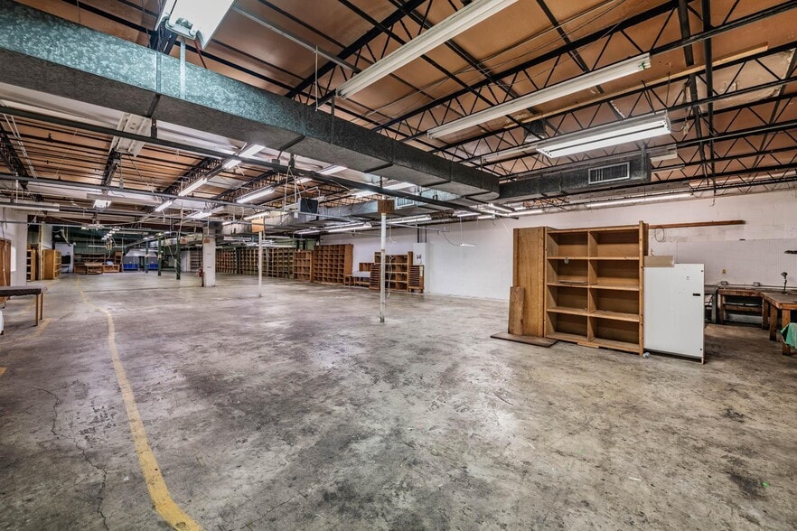 More Photos Of 1804 N Habana Ave, Tampa Manufacturing For Sale
