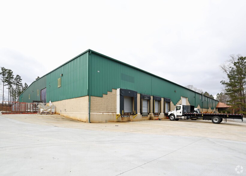 More Photos Of 106 Jeffrey Way, Youngsville Warehouse For Lease
