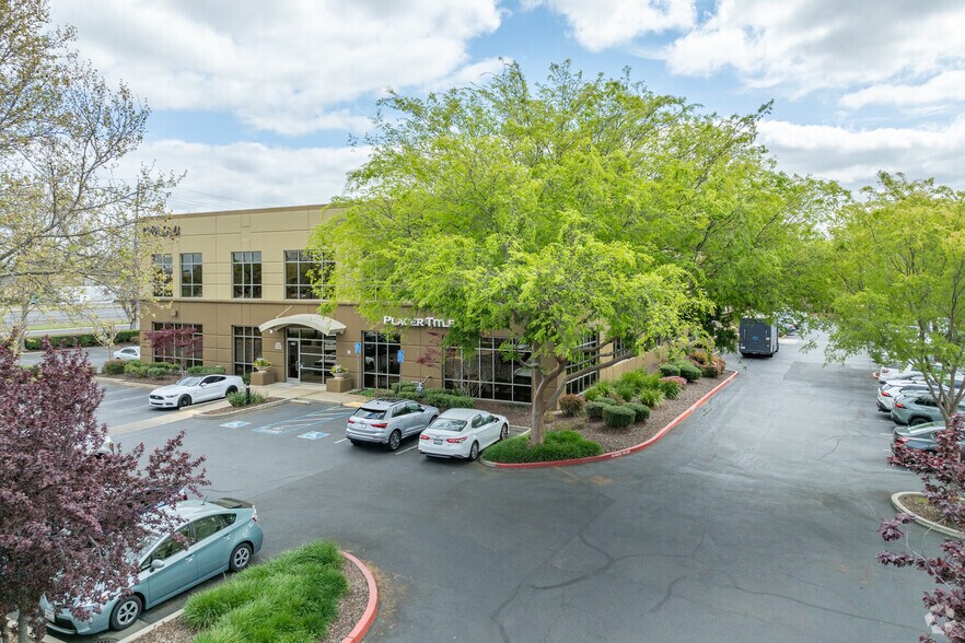 More Photos Of 9280 W Stockton Blvd, Elk Grove Office For Lease