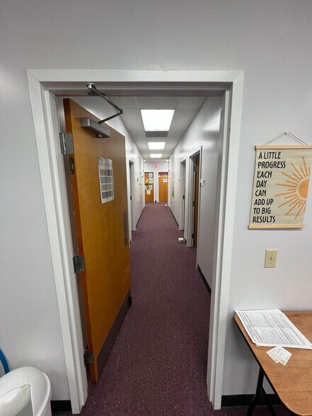 More Photos Of 320 E Lee Ave, Yadkinville Medical For Sale