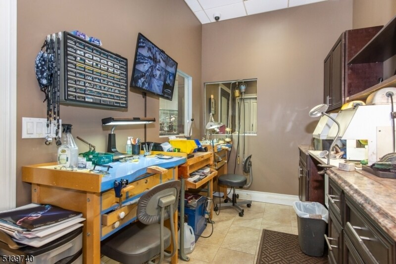 More Photos Of 1003-1031 McBride Ave, Woodland Park Medical For Lease