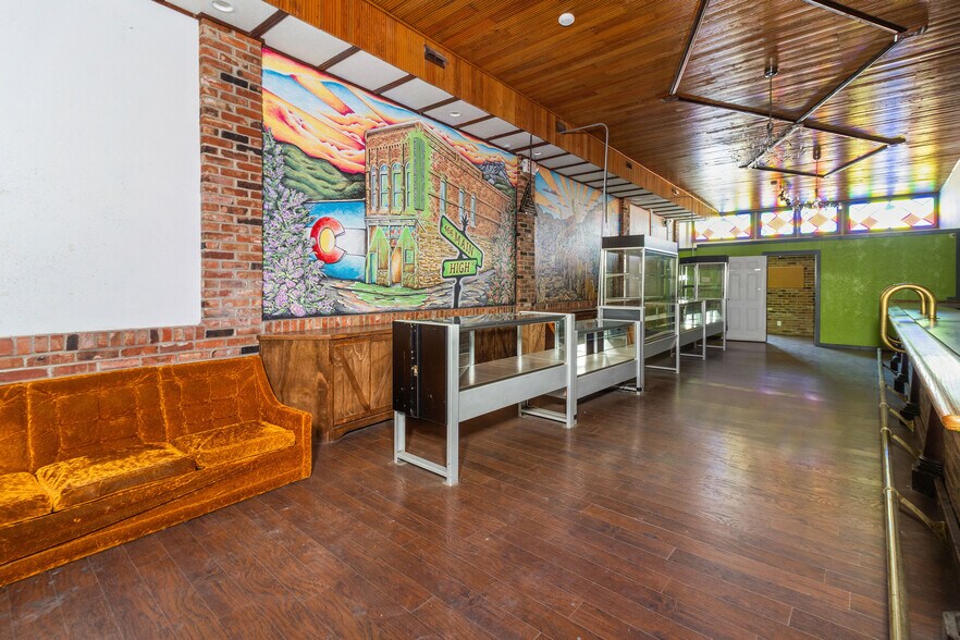 More Photos Of 466 W Main St, Trinidad General Retail For Sale