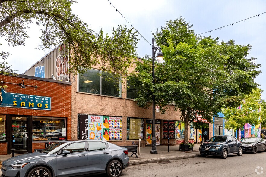 Primary Photo Of 4363-4377 Boul Saint-Laurent, Montréal Storefront Retail Office For Lease