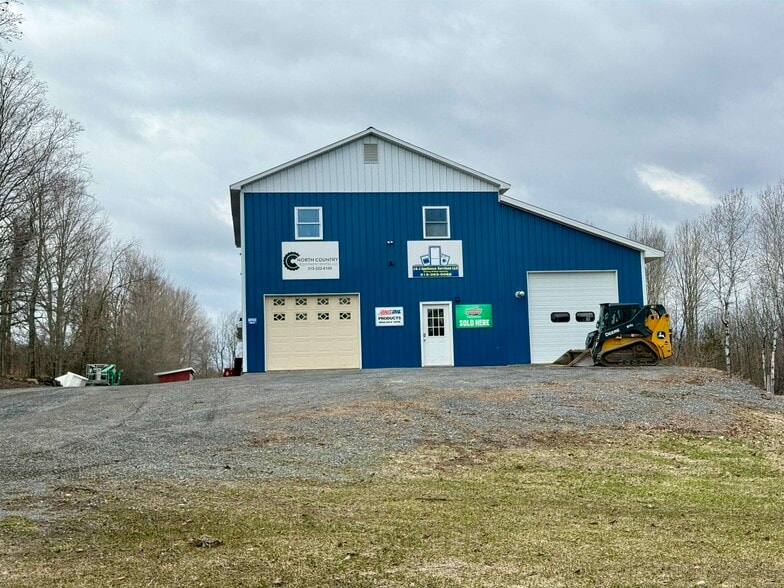 Primary Photo Of 51 Crane Rd, Winthrop General Retail For Sale